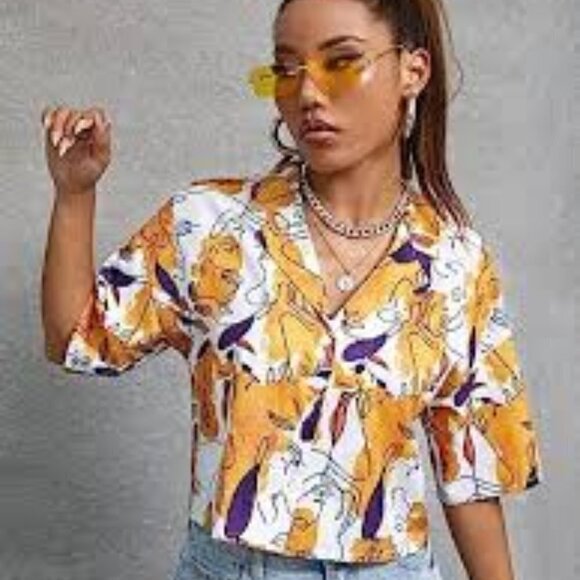 Shein Short Sleeve Figure Print Button Down Crop Top Size Large - Picture 13 of 14